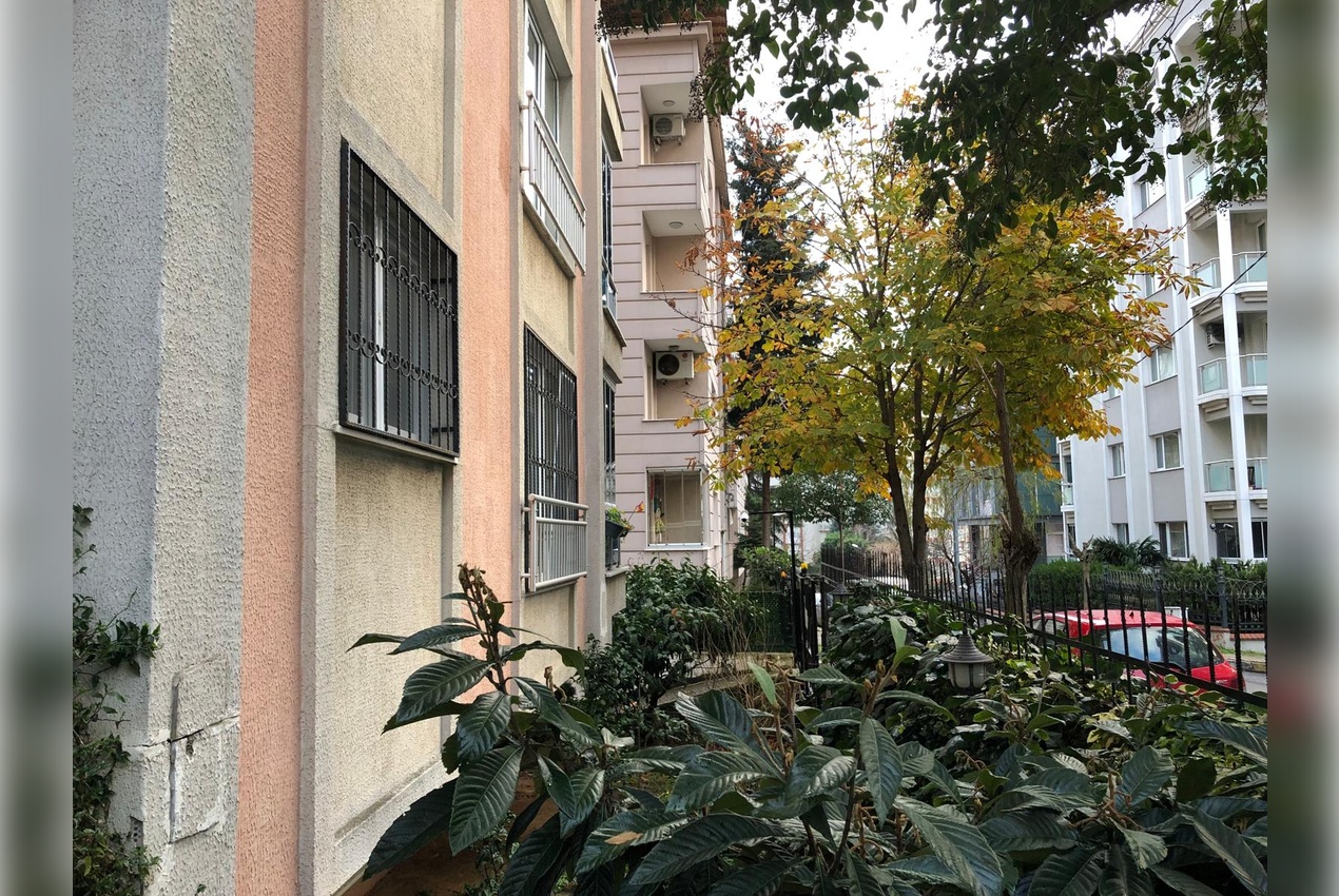 Ataşehir Yenişehir'de Geniş Daire